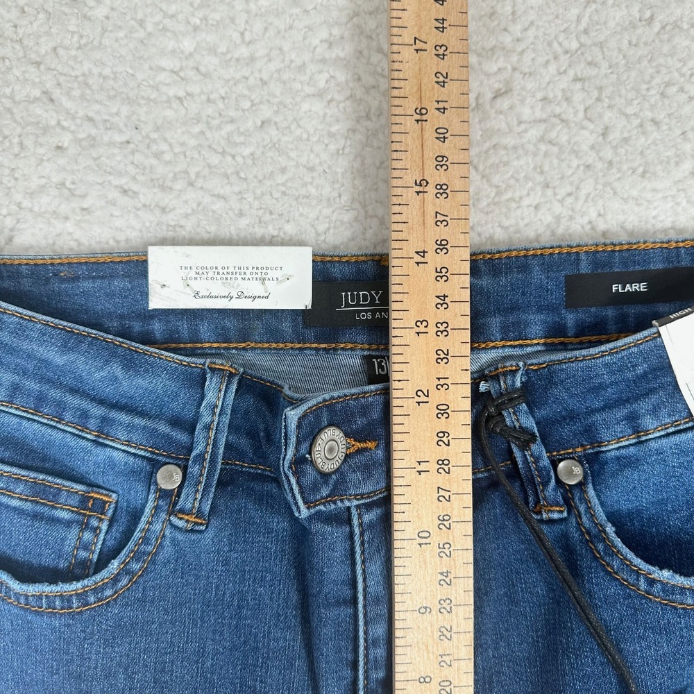 Judy Blue Sz 13/31 High Waist Flare Jeans Medium Wash Sorbtek Moisture Wicking - Picture 6 of 14